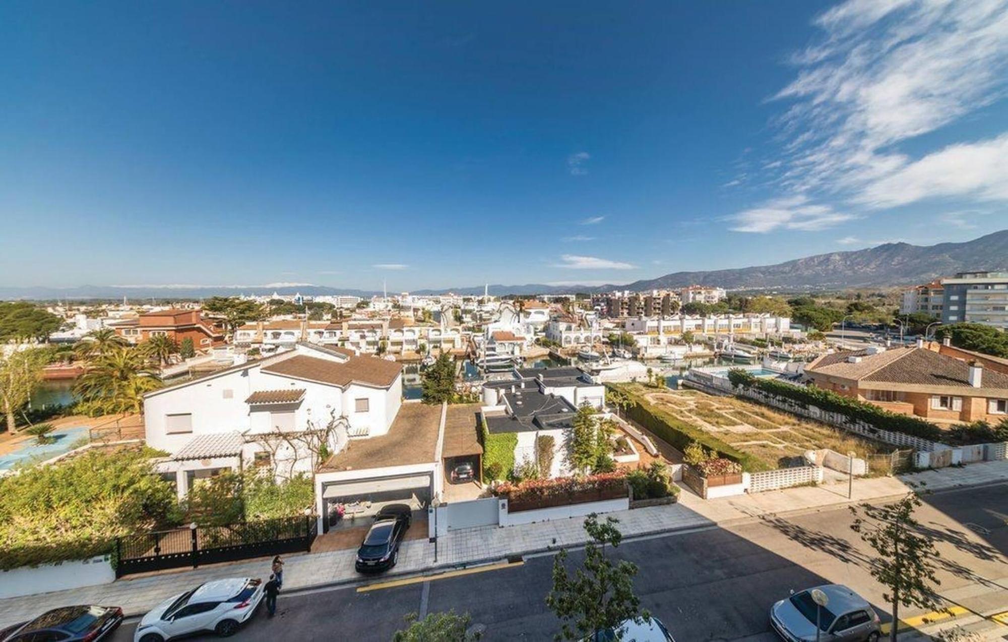 Apartamento En Roses Con Vistas Al Canal Y Piscina Buitenkant foto